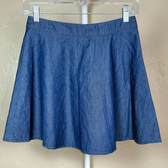 Forever 21 A-line Lightweight Denim Mini Skirt XS - Picture 1 of 7